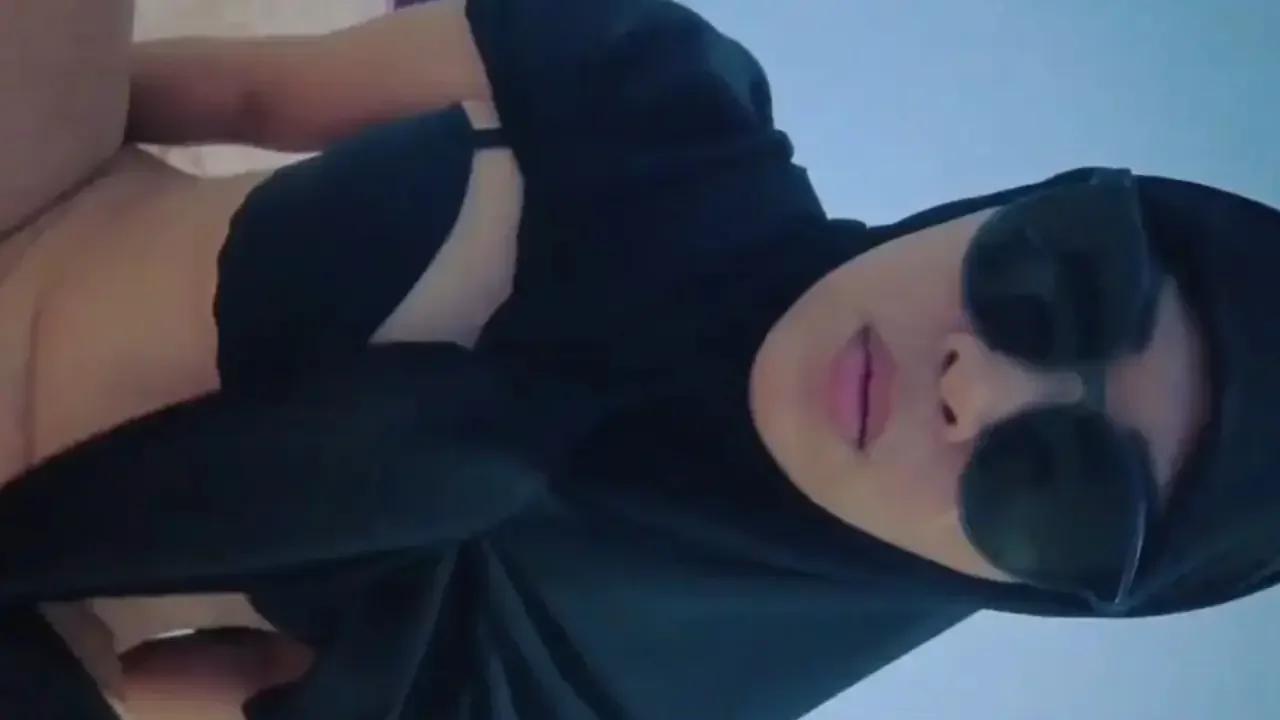 Indonesia Tante Cantik suka Exis